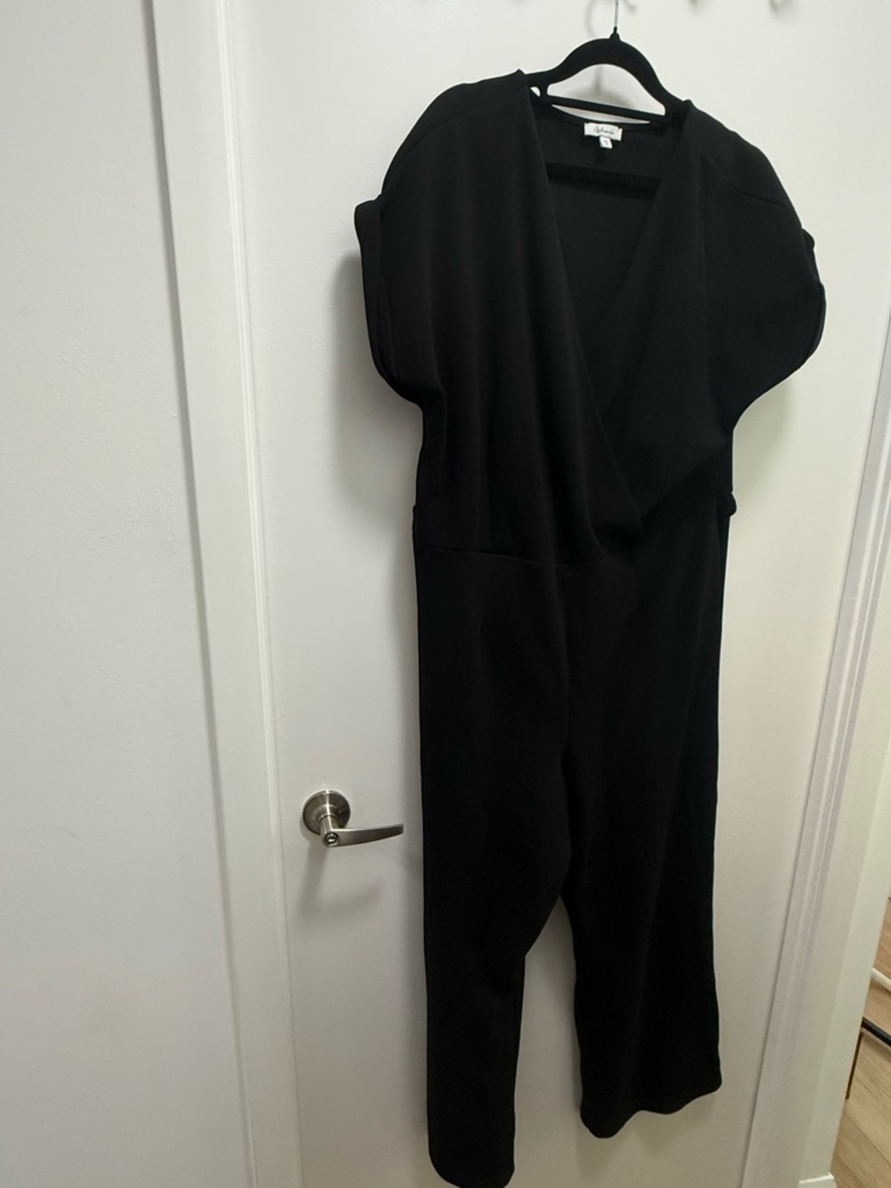 Reitmans Black V-Neck Plus Size Jumpsuit with Dolman Sleeves
